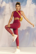 Laden Sie das Bild in den Galerie-Viewer, Hyper Bordado Lateral Vermelho Power Leggings
